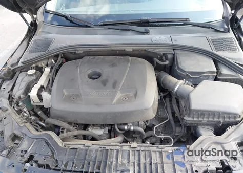 2015 Volvo S60 T5 Premier из США, поврежденный, VIN YV126MFK7F1362850